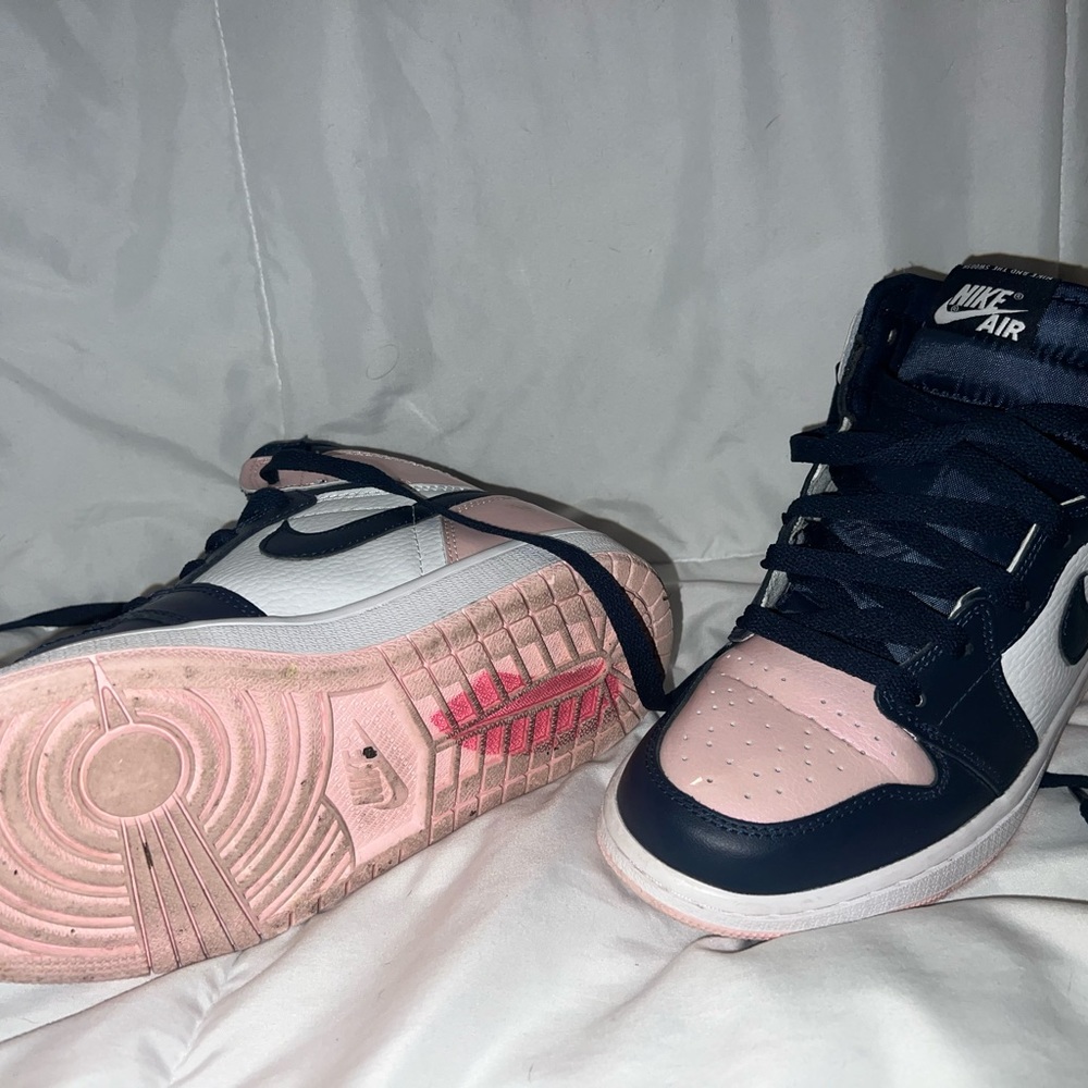 Nike Air Jordan 1 Retro Hi OG Bubble Gum